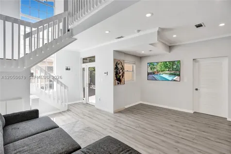 3135 Gifford Lane Miami FL 33133