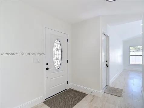 10813 Roundview Lane Tampa FL 33624