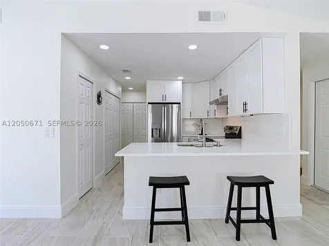 10813 Roundview Lane Tampa FL 33624