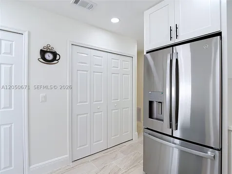 10813 Roundview Lane Tampa FL 33624