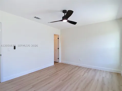 10813 Roundview Lane Tampa FL 33624