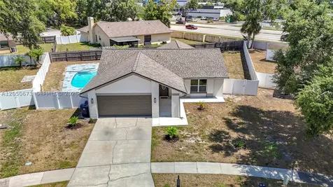 10813 Roundview Lane Tampa FL 33624