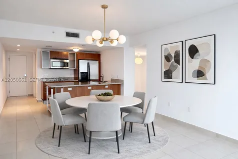 185 SW 7th Street Miami FL 33130