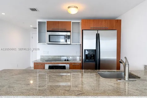 185 SW 7th Street Miami FL 33130