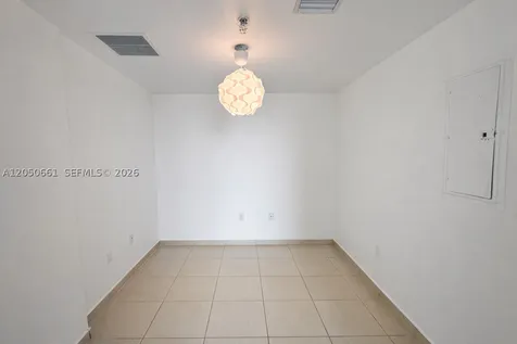 185 SW 7th Street Miami FL 33130