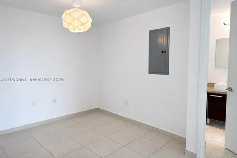 185 SW 7th Street Miami FL 33130