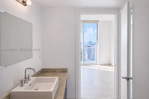 185 SW 7th Street Miami FL 33130