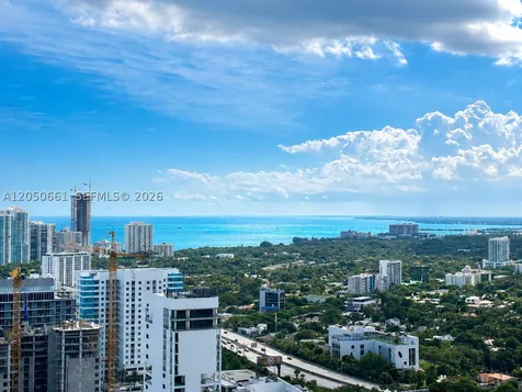 185 SW 7th Street Miami FL 33130