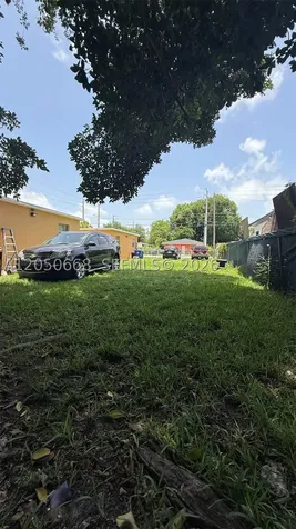 5730 NW 11 Avenue Miami FL 33127