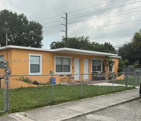 5730 NW 11 Avenue Miami FL 33127