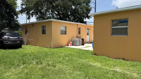 5730 NW 11 Avenue Miami FL 33127