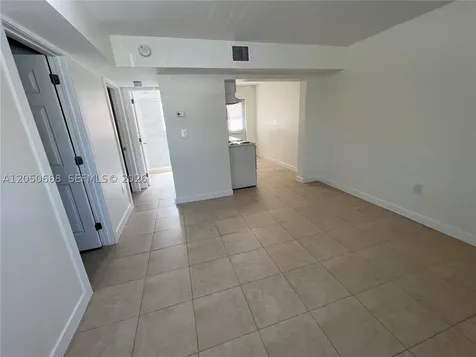 5730 NW 11 Avenue Miami FL 33127