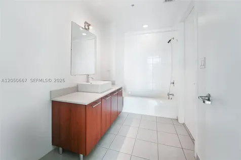3301 NE 1st Avenue Miami FL 33137
