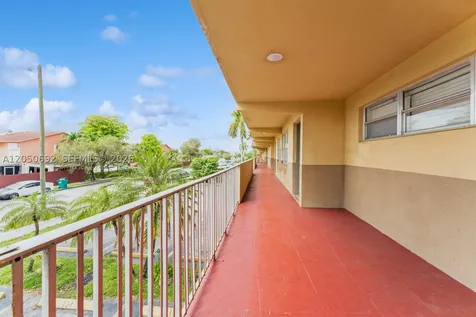 11005 SW 1st Street Sweetwater FL 33174
