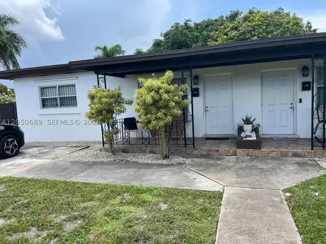 695 697 Curtiss Drive Opa-Locka FL 33054