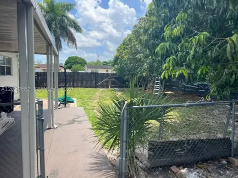 695 697 Curtiss Drive Opa-Locka FL 33054