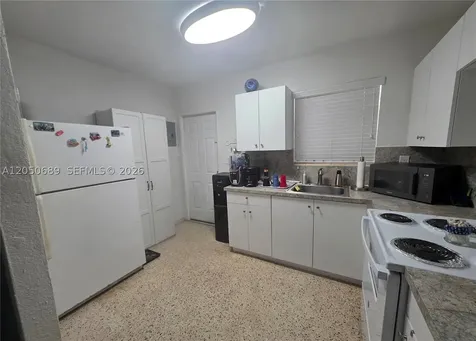 695 697 Curtiss Drive Opa-Locka FL 33054