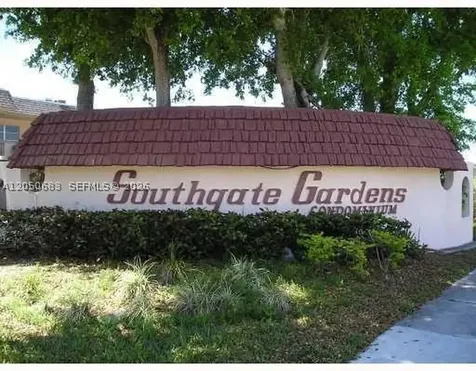 7400 NW 85th Court Tamarac FL 33321