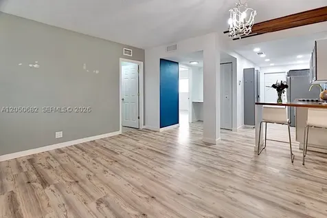 1450 NE 170th Street North Miami Beach FL 33162