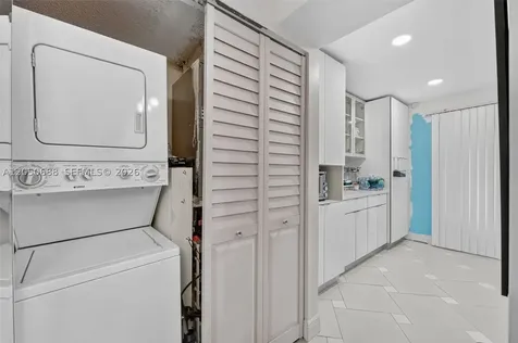10035 SW 77th Court Miami FL 33156