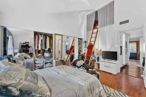 10035 SW 77th Court Miami FL 33156