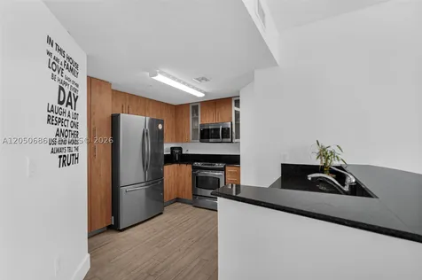 7900 Harbor Island Drive North Bay Village FL 33141