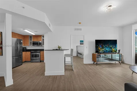 7900 Harbor Island Drive North Bay Village FL 33141