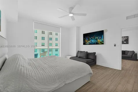 7900 Harbor Island Drive North Bay Village FL 33141