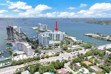 7900 Harbor Island Drive North Bay Village FL 33141