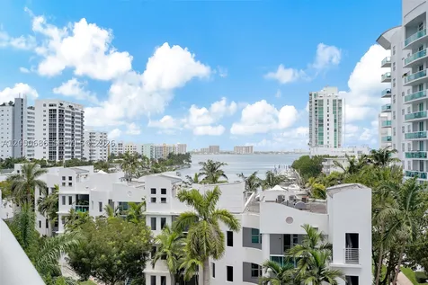 7900 Harbor Island Drive North Bay Village FL 33141