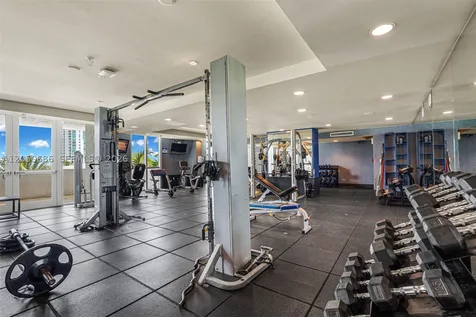 7900 Harbor Island Drive North Bay Village FL 33141