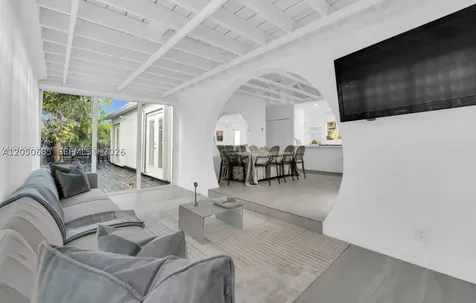 9264 Byron Avenue Surfside FL 33154