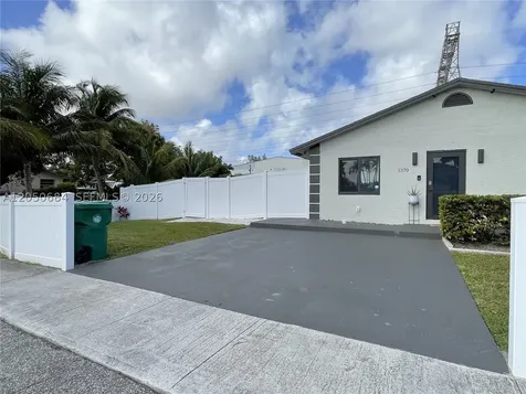 1370 NW 3rd Street Dania Beach FL 33004