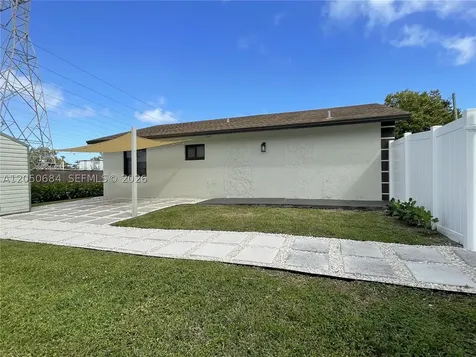 1370 NW 3rd Street Dania Beach FL 33004