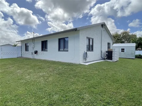 1370 NW 3rd Street Dania Beach FL 33004
