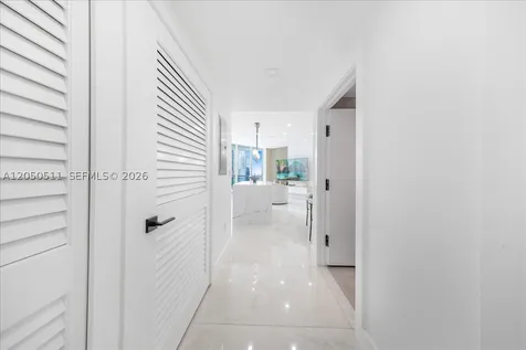 350 S Miami Avenue Miami FL 33130
