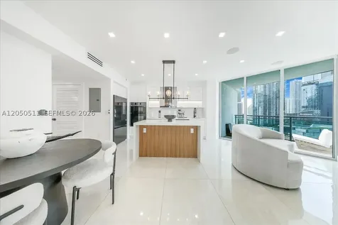 350 S Miami Avenue Miami FL 33130