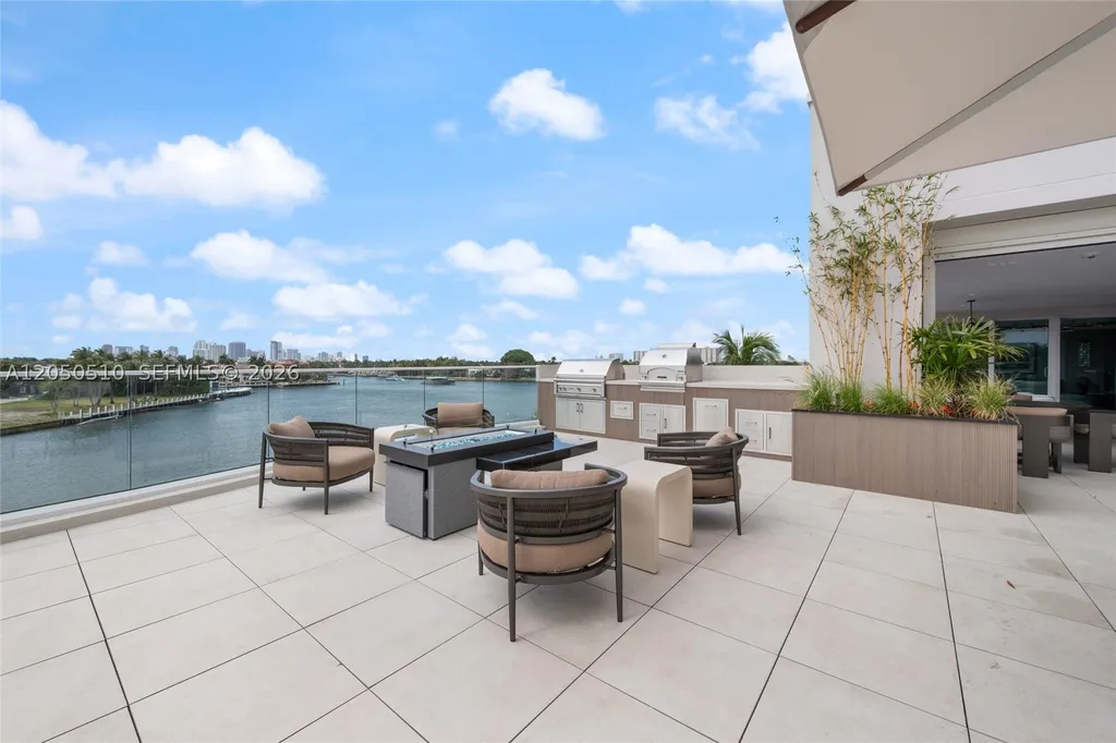 3055 Harbor Drive Fort Lauderdale FL 33316