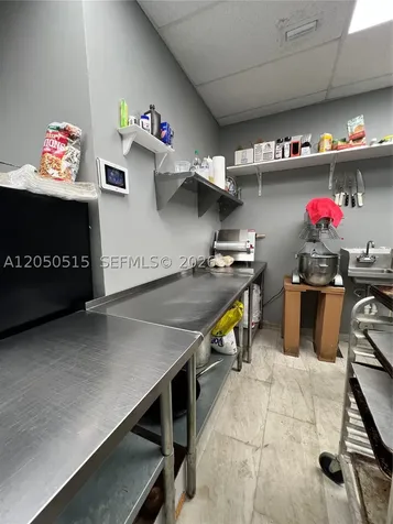 Hallandale Beach FL 33009