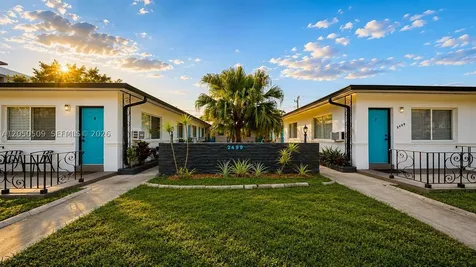 2499 SW 27th Street Miami FL 33133