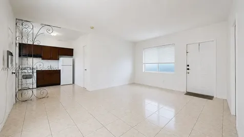2499 SW 27th Street Miami FL 33133
