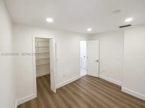 5190 E 1st Avenue Hialeah FL 33013