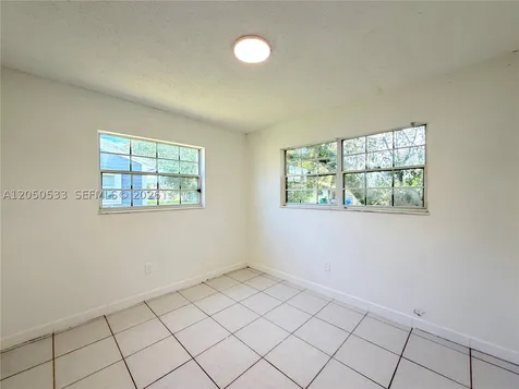 9850 W Heather Lane Miramar FL 33025
