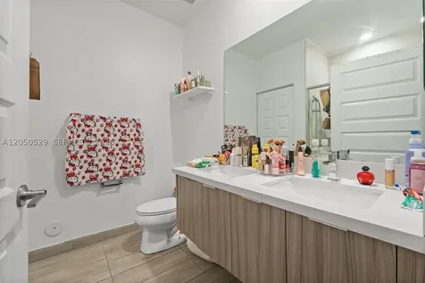 7809 NW 104th Avenue Doral FL 33178