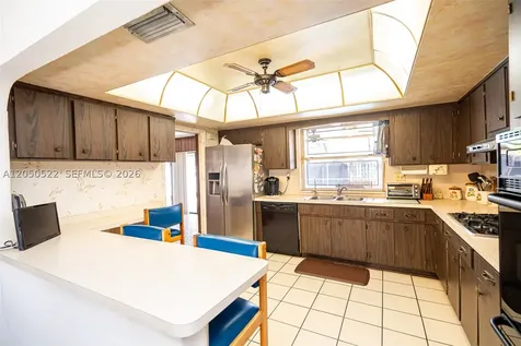 8721 NW 18th Street Pembroke Pines FL 33024