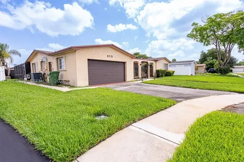 8721 NW 18th Street Pembroke Pines FL 33024