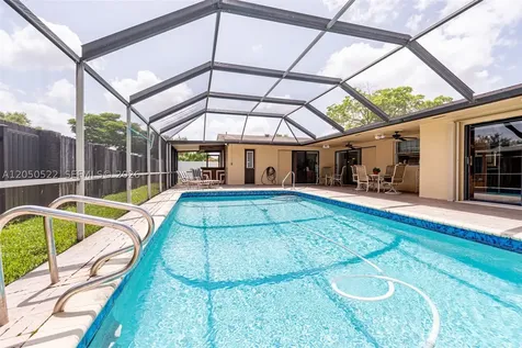 8721 NW 18th Street Pembroke Pines FL 33024