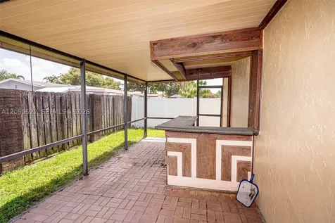 8721 NW 18th Street Pembroke Pines FL 33024