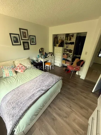 9405 W Flagler Street Miami FL 33174