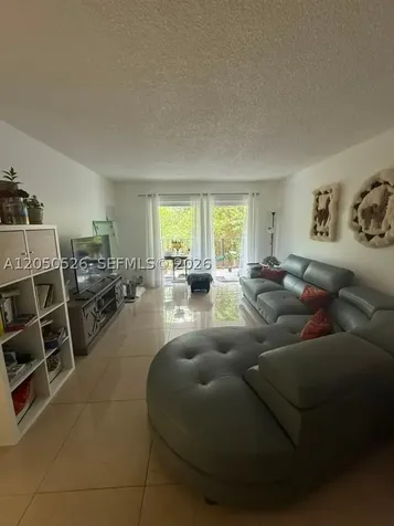 9405 W Flagler Street Miami FL 33174